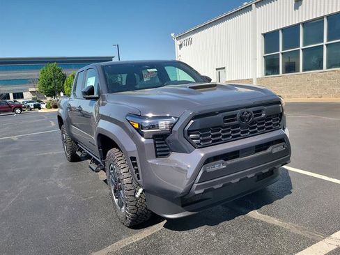 New 2026 Toyota Tacoma TRD Sport AWD/4WD image 47