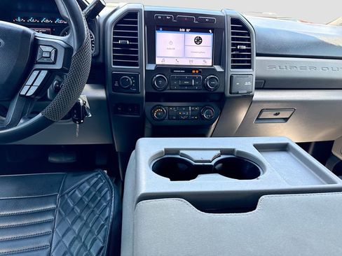 Used 2019 Ford F350 XL w/ Power Equipment Group AWD/4WD image 17