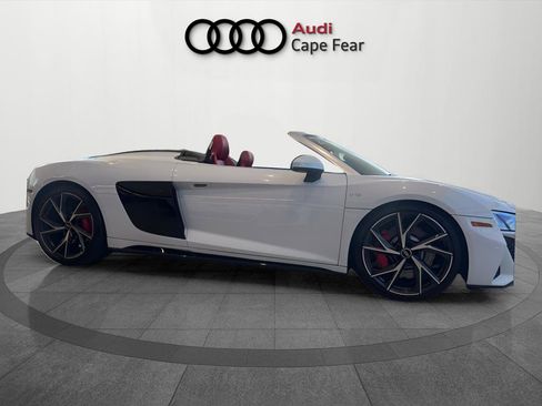 Used 2022 Audi R8 V10 RWD image 3