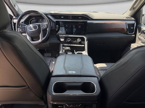 Used 2024 GMC Sierra 1500 Denali AWD/4WD image 24