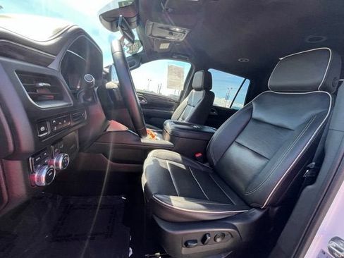Used 2024 GMC Yukon SLT AWD/4WD image 21