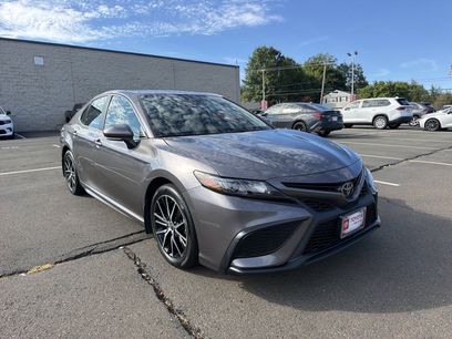 Used 2024 Toyota Camry SE w/ Cold Weather Package