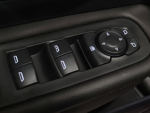 Used 2021 GMC Terrain SLE w/ Driver Convenience Package AWD/4WD image 27