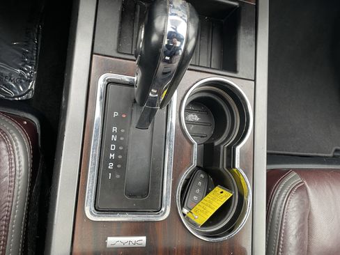 Used 2017 Ford Expedition Platinum image 26