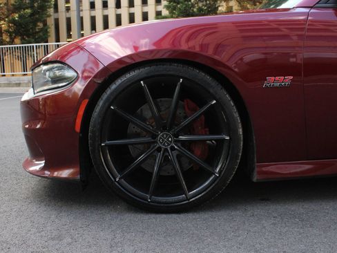 Used 2020 Dodge Charger Scat Pack w/ Dynamics Package RWD image 11