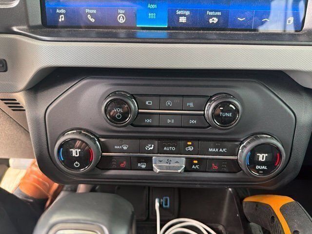 Used 2023 Ford Bronco Badlands w/ Sasquatch Package AWD/4WD image 18