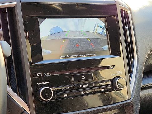 Used 2023 Subaru Crosstrek 2.0i Premium image 18