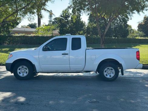 Used 2019 Nissan Frontier S image 4