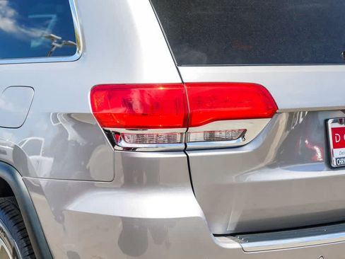 Used 2016 Jeep Grand Cherokee Limited RWD image 7