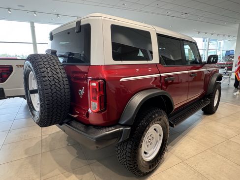 New 2026 Ford Bronco Heritage Edition image 3