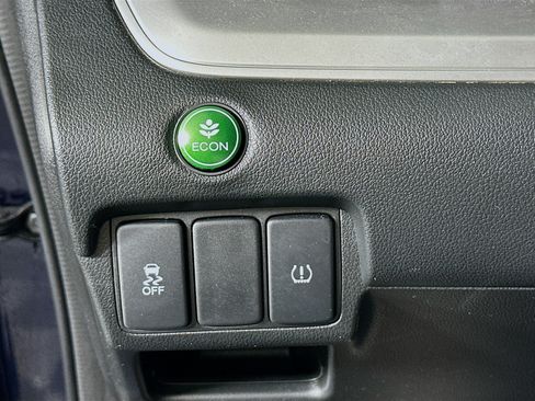 Used 2016 Honda CR-V EX image 16