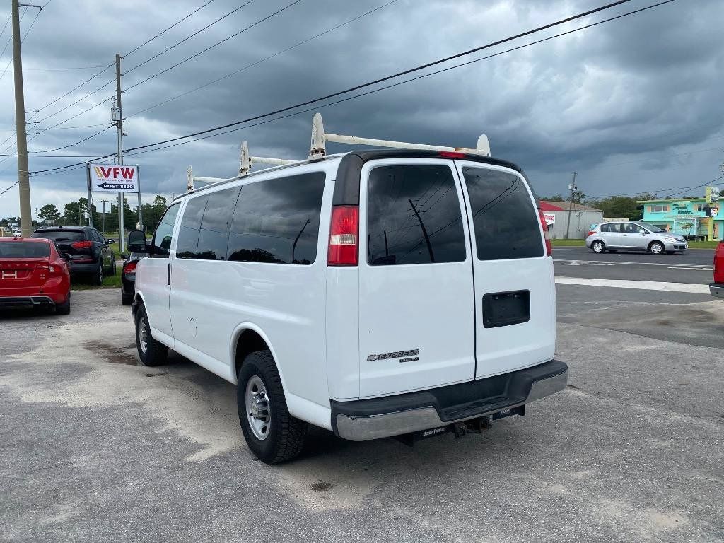 Used 2016 Chevrolet Express 2500 LT w/ LT Preferred Equipment Group RWD image 10