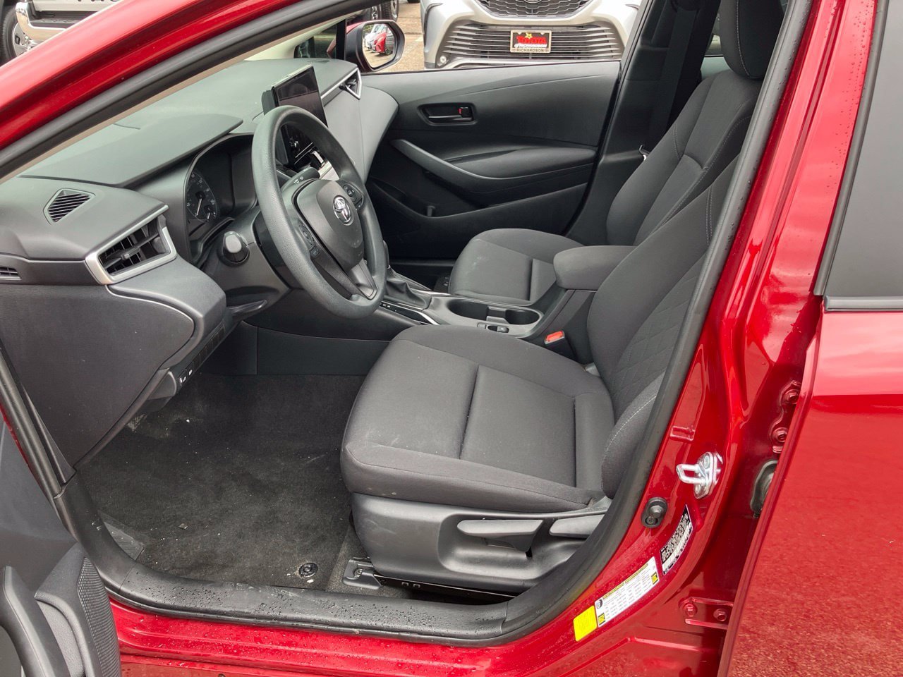 Used 2023 Toyota Corolla LE FWD image 7