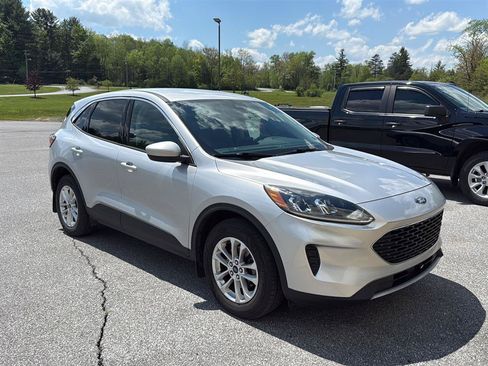 Used 2020 Ford Escape SE AWD/4WD image 3