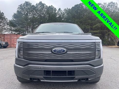 Used 2023 Ford F150 Lightning Lariat w/ Equipment Group 511A High image 6