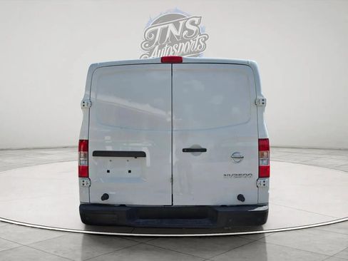 Used 2021 Nissan NV 2500 SV image 4