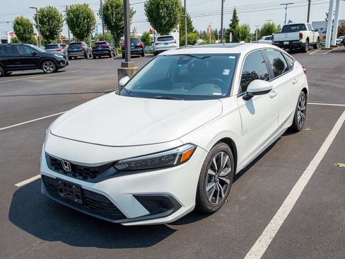 Used 2023 Honda Civic EX-L image 3