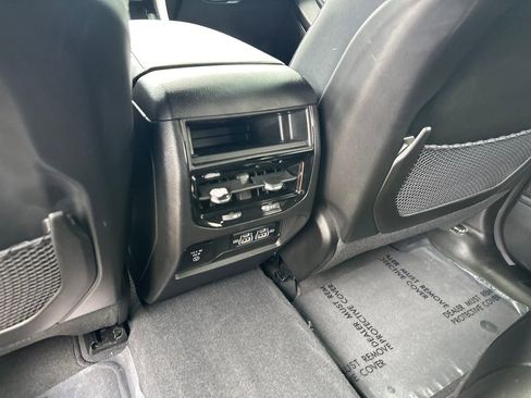 Used 2023 Jeep Grand Cherokee Altitude RWD image 30