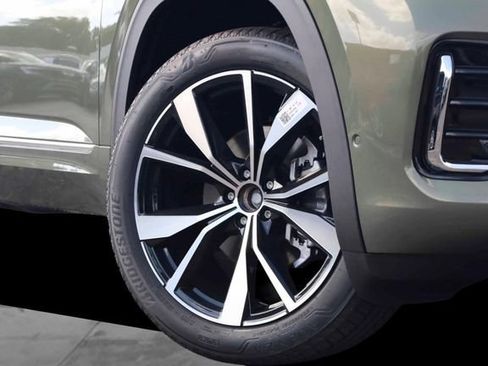 New 2026 Volkswagen Atlas Cross Sport SEL Premium R-Line AWD/4WD image 3