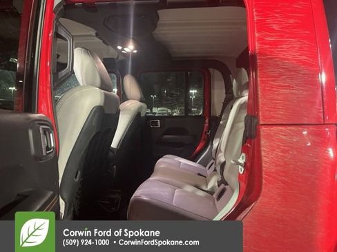 Used 2020 Jeep Gladiator Mojave image 13