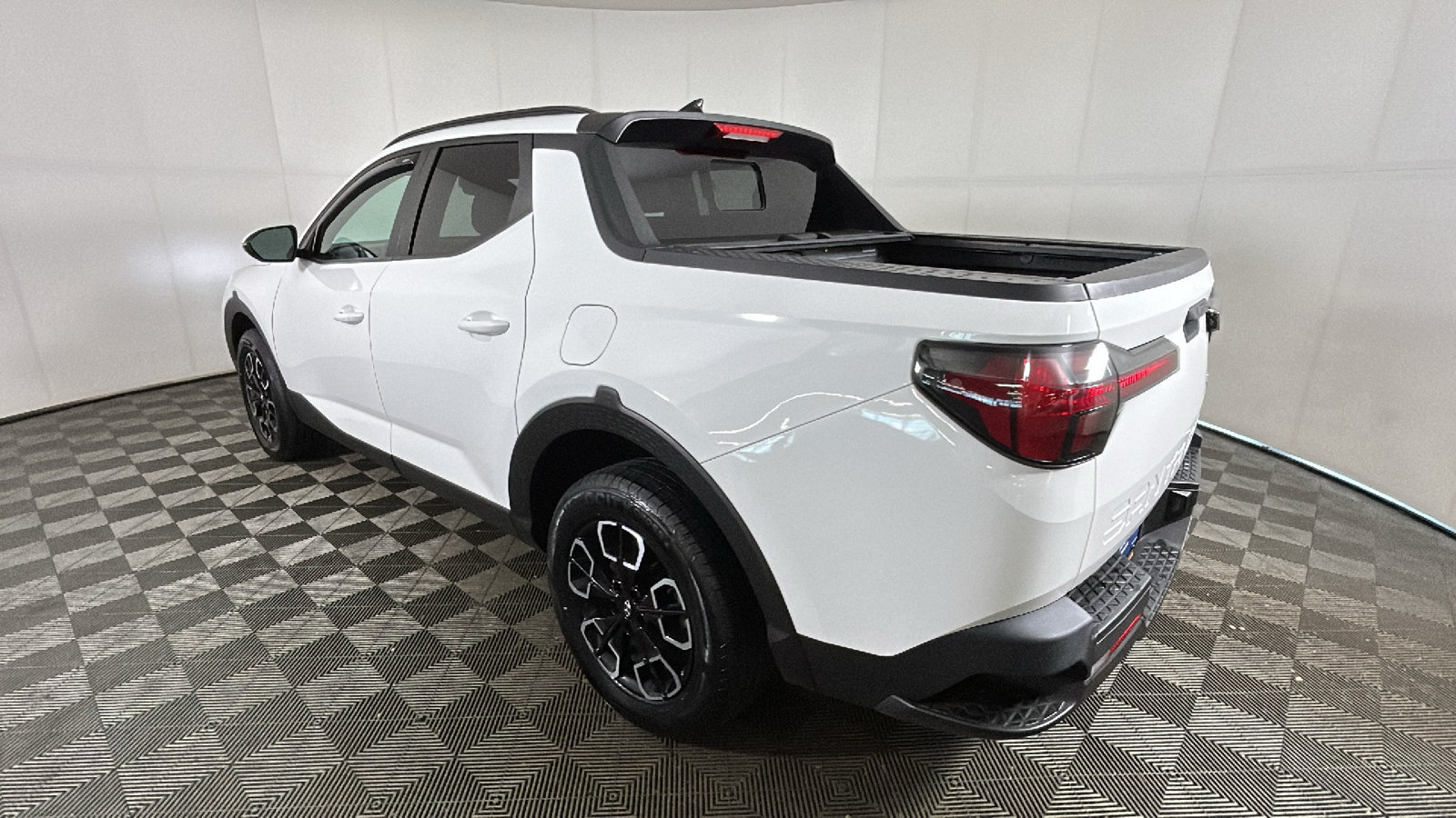 Certified 2023 Hyundai Santa Cruz SEL Premium AWD/4WD image 5