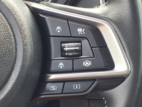 Used 2020 Subaru Forester Premium AWD/4WD image 11