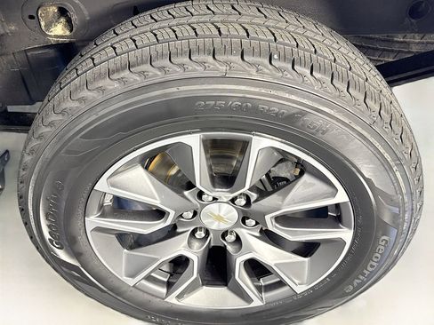 Used 2024 Chevrolet Silverado 1500 LT image 32