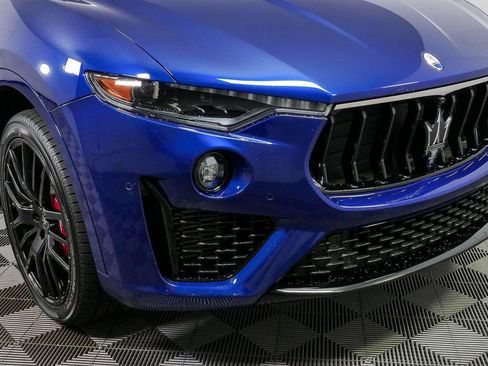 Used 2022 Maserati Levante Modena AWD/4WD image 40