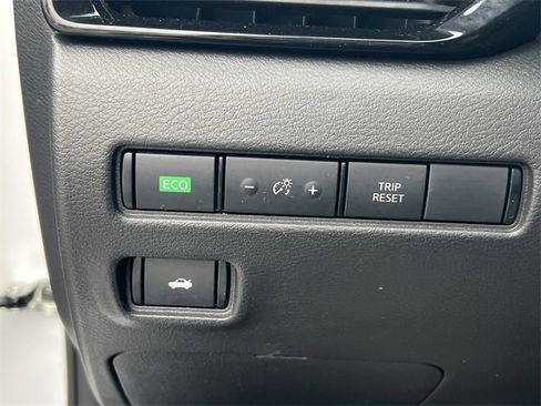 Certified 2024 Nissan Sentra SV image 15