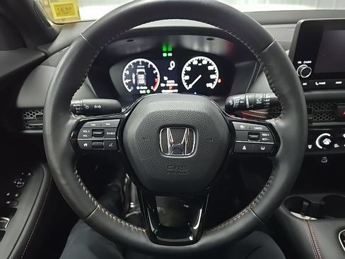 Used 2024 Honda HR-V Sport image 18
