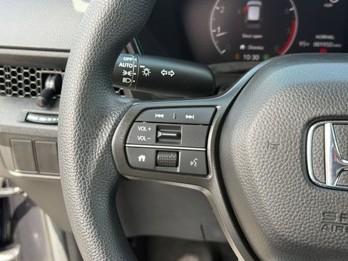 Used 2026 Honda CR-V LX image 17