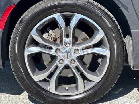 Used 2021 Chrysler Pacifica Pinnacle AWD/4WD image 25