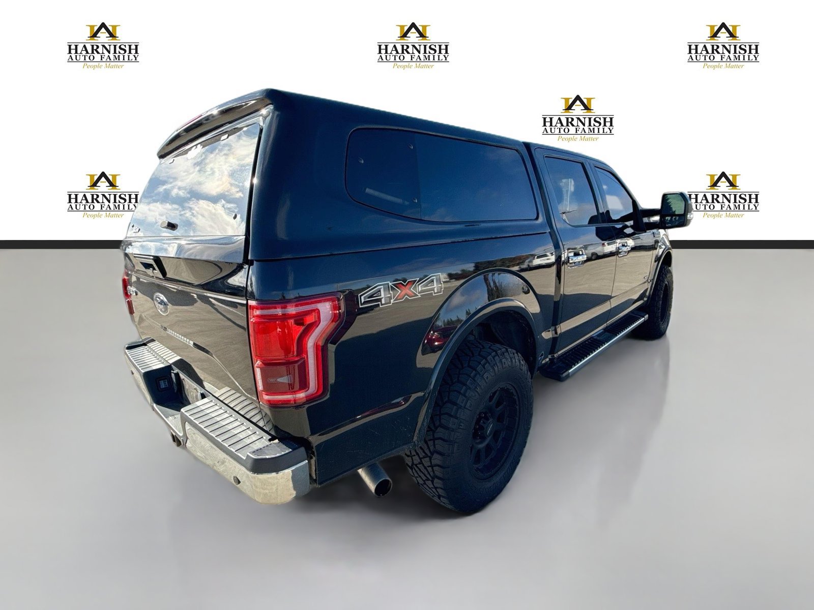 Used 2017 Ford F150 Lariat w/ Equipment Group 501A Mid AWD/4WD image 5