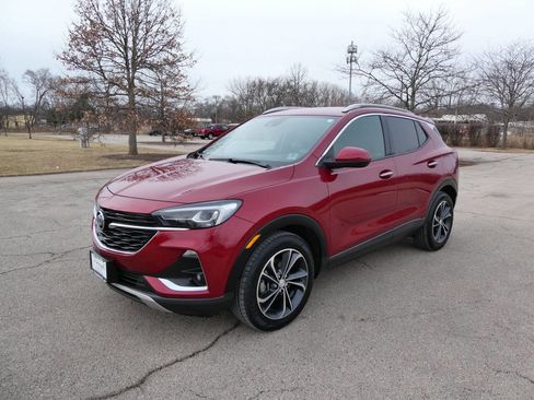 Used 2020 Buick Encore GX Essence image 1