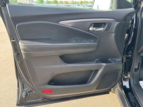 Used 2023 Honda Ridgeline Sport image 30