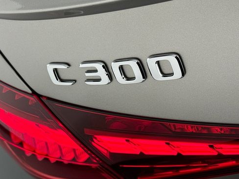 Used 2023 Mercedes-Benz C 300 Sedan image 8