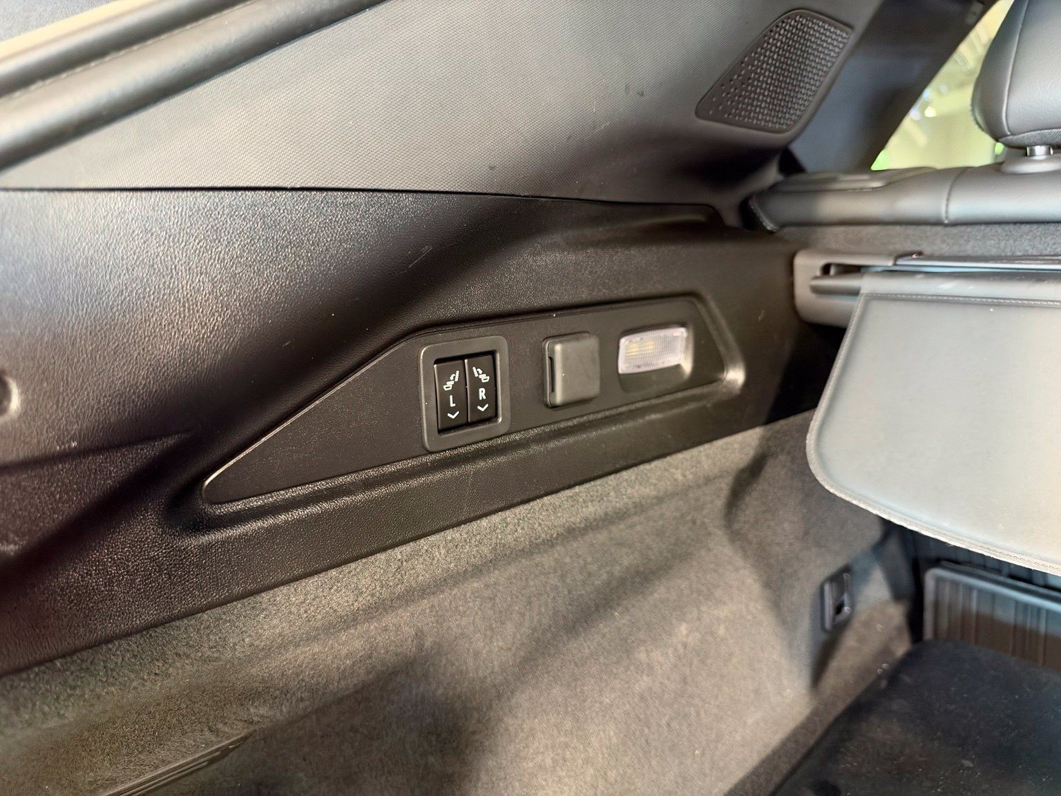 Used 2024 Cadillac Lyriq Luxury w/ LPO, Floor Liner Package AWD/4WD image 48