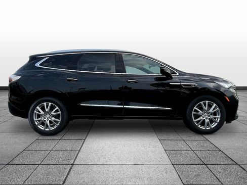Used 2023 Buick Enclave Premium w/ Experience Buick Package AWD/4WD image 4