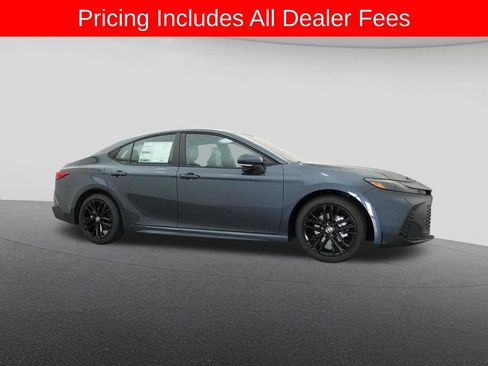 New 2026 Toyota Camry SE FWD image 28