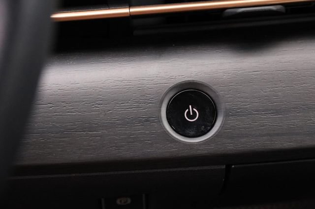 Used 2024 Nissan Ariya AWD image 16