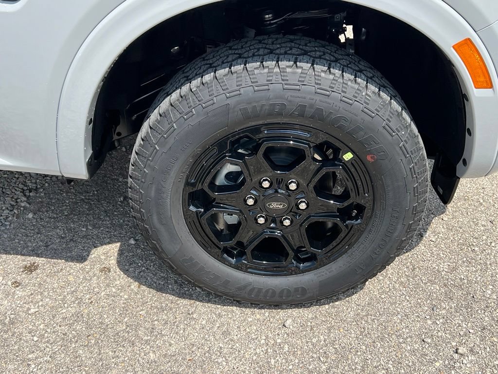 New 2026 Ford Ranger XLT w/ FX4 Off-Road Package AWD/4WD image 10