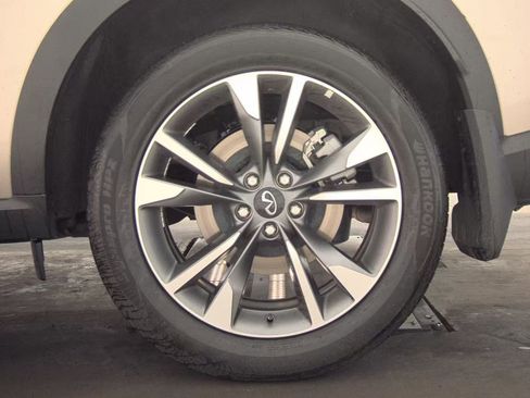 Used 2025 INFINITI QX60 Luxe w/ Lighting Package (N94) FWD image 13