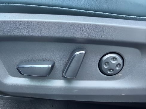Certified 2025 Nissan Murano Platinum AWD/4WD image 12