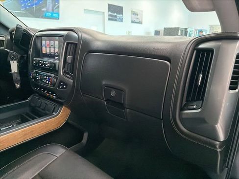 Used 2016 Chevrolet Silverado 1500 LTZ w/ Sport Package AWD/4WD image 29