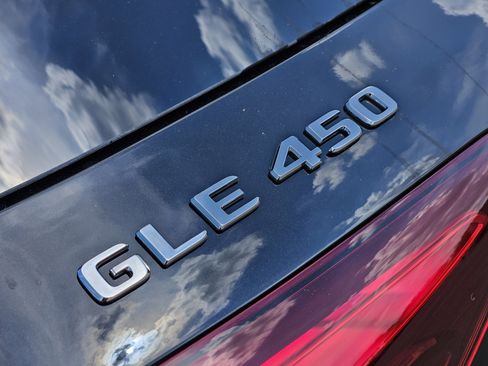 New 2026 Mercedes-Benz GLE 450 4MATIC image 36