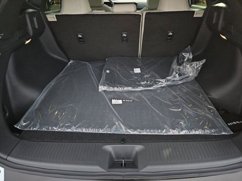 New 2026 Nissan Murano SL image 9