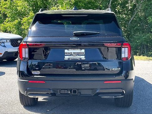New 2026 Ford Explorer ST-Line w/ ST-Line Street Pack AWD/4WD image 4