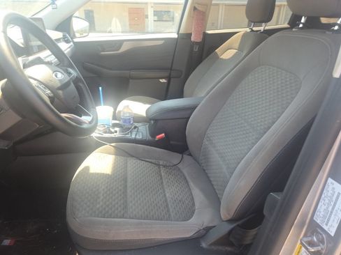 Used 2022 Ford Escape SE w/ Convenience Package FWD image 26