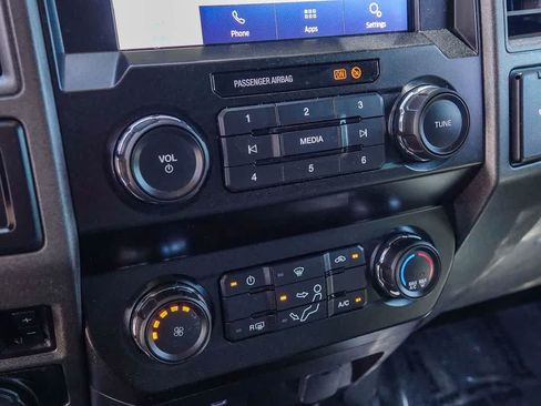 Used 2020 Ford F250 XL w/ STX Appearance Package AWD/4WD image 21