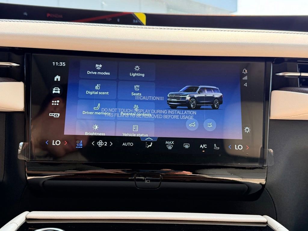 New 2027 Lincoln Navigator Reserve w/ Jet Appearance Package AWD/4WD image 18